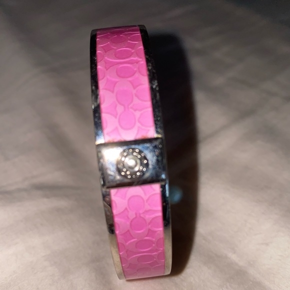Coach pink and silver bangle - Picture 9 of 9